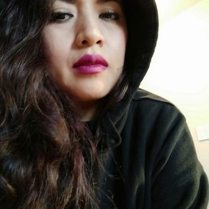 Meet your Posher, Lucesita